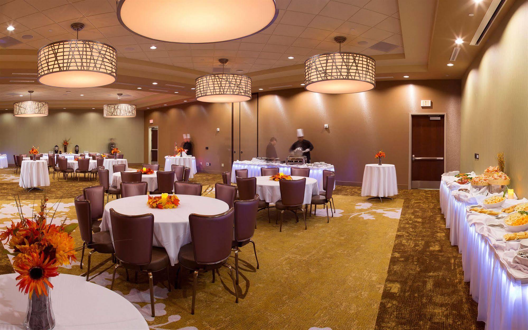 לאוטון Apache Casino Hotel מראה חיצוני תמונה