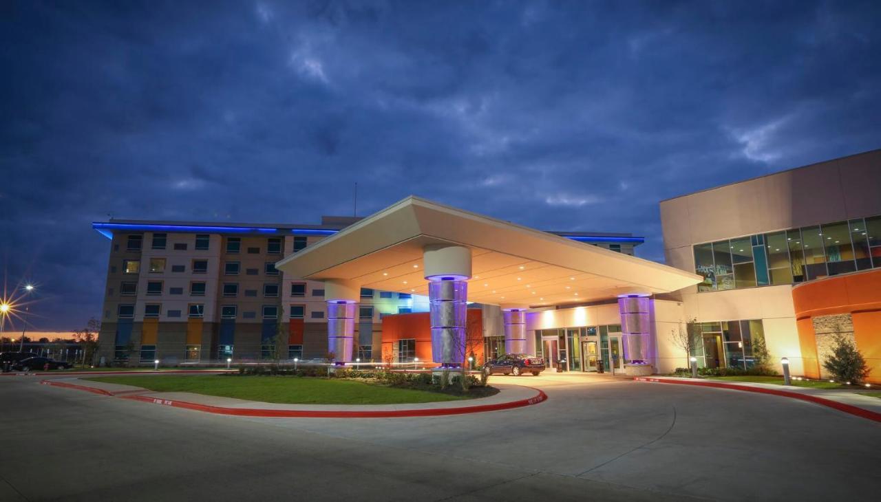 לאוטון Apache Casino Hotel מראה חיצוני תמונה
