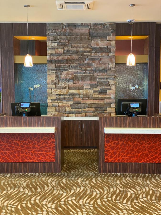 לאוטון Apache Casino Hotel מראה חיצוני תמונה