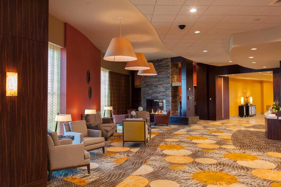 לאוטון Apache Casino Hotel מראה חיצוני תמונה